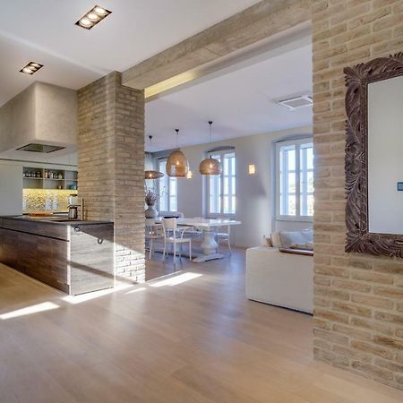 Apartments Argemonia Mali Lošinj Buitenkant foto