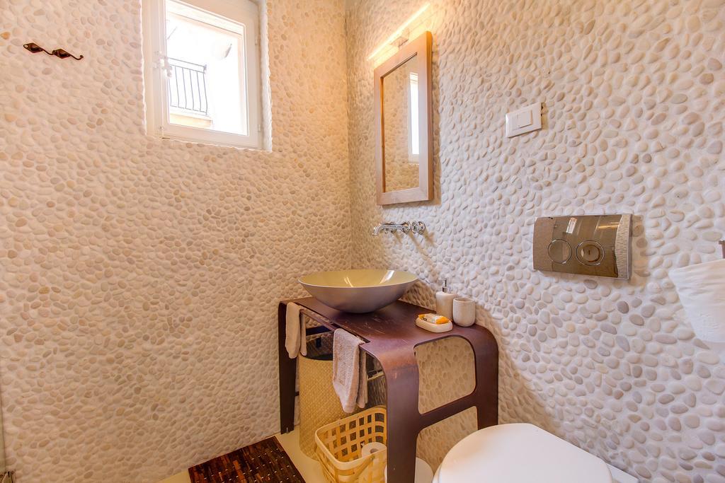 Apartments Argemonia Mali Lošinj Buitenkant foto