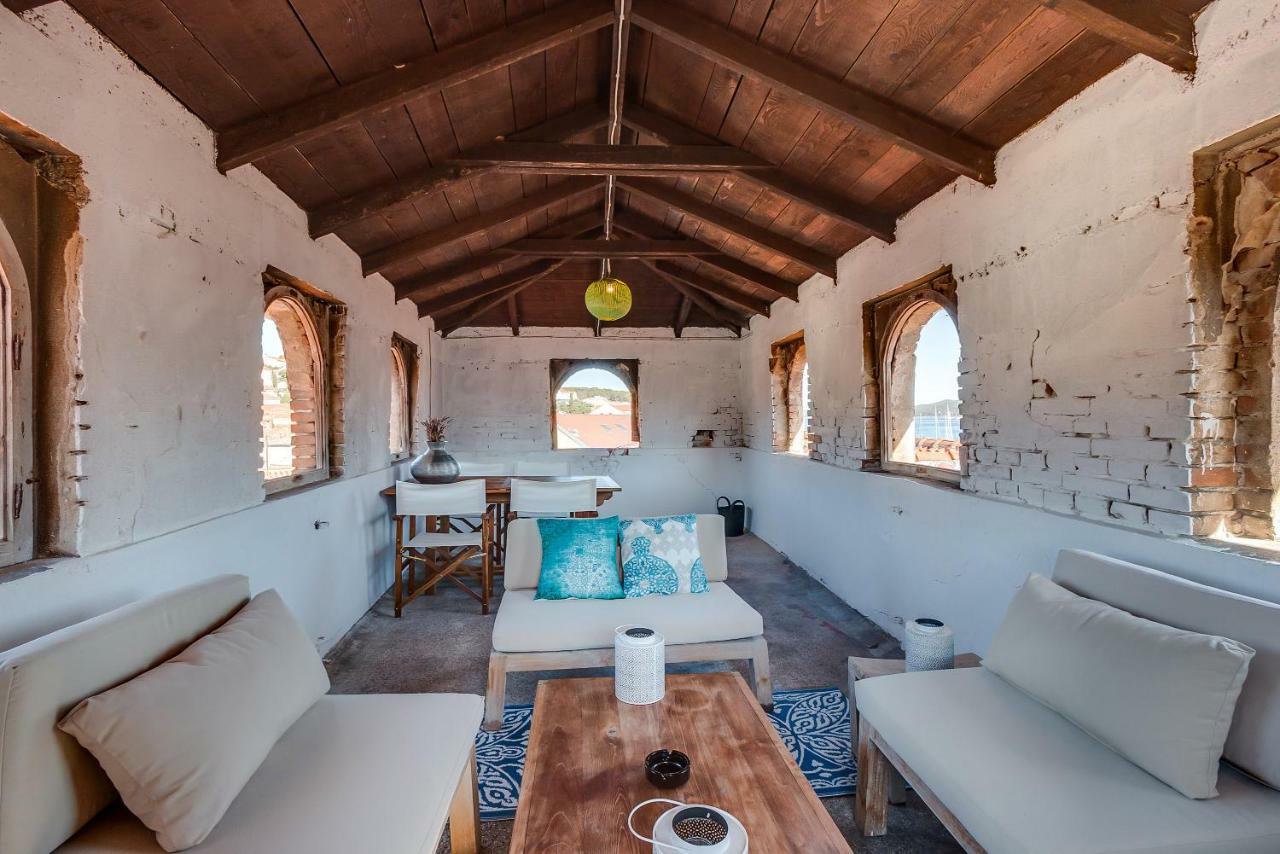 Apartments Argemonia Mali Lošinj Buitenkant foto