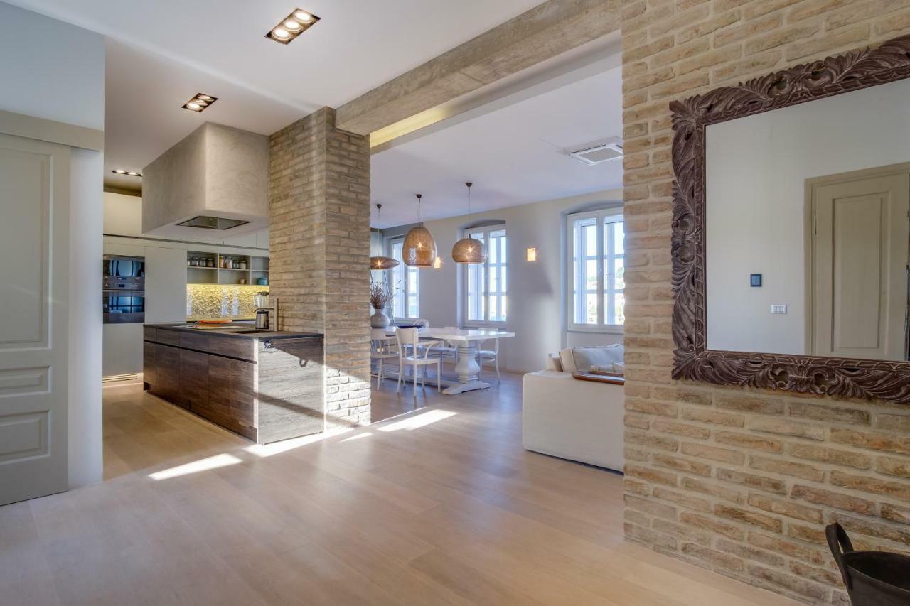 Apartments Argemonia Mali Lošinj Buitenkant foto